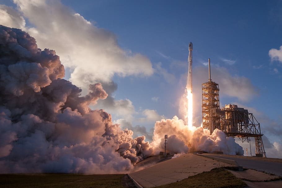 Corsa al turismo spaziale: i numeri di una follia ecologica Corsa al turismo spaziale: i numeri di una follia ecologica