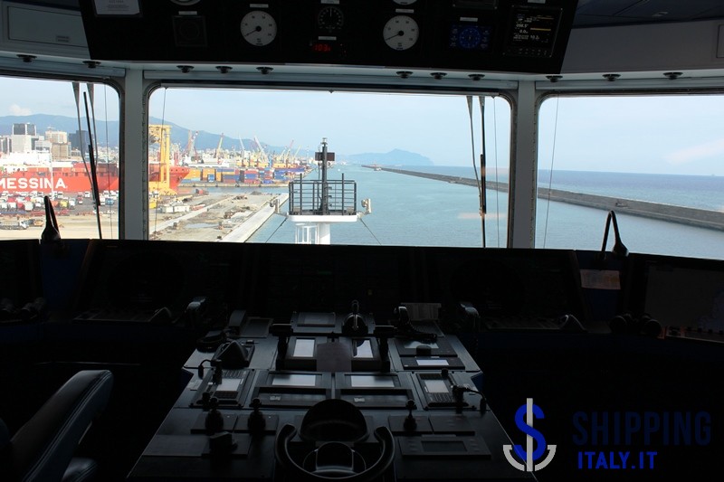 Aggiudicata alla cordata di WeBuild e Fincantieri i lavori (1 miliardo) per la nuova diga di Genova Aggiudicata alla cordata di WeBuild e Fincantieri i lavori (1 miliardo) per la nuova diga di Genova