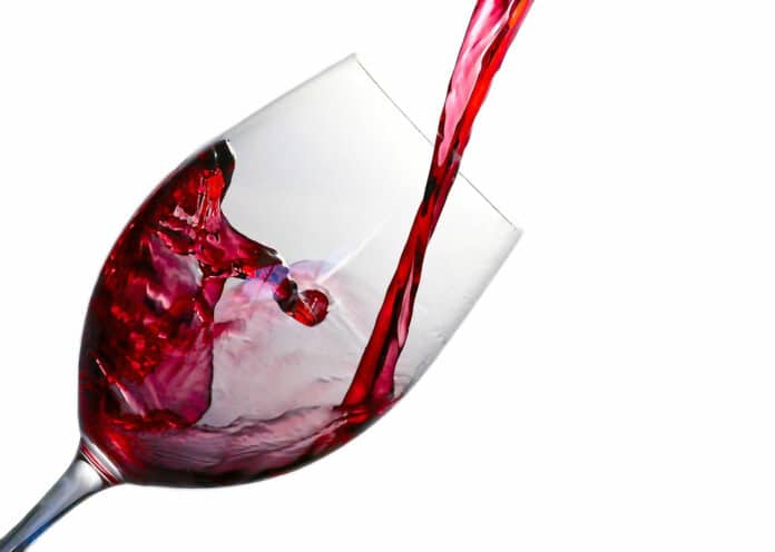 A new electronic nose identifies the quality of a red wine