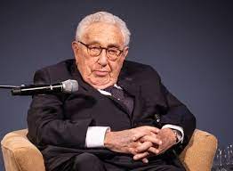 Henry Kissinger: spiega come evitare uno scontro tra Usa e Cina