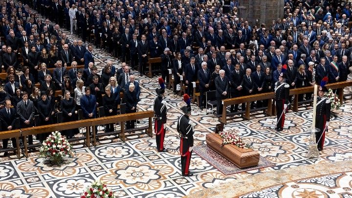 L’ Ultimo Atto di Silvio Berlusconi. L’ Unità di Italia L’ Ultimo Atto di Silvio Berlusconi. L’ Unità di Italia
