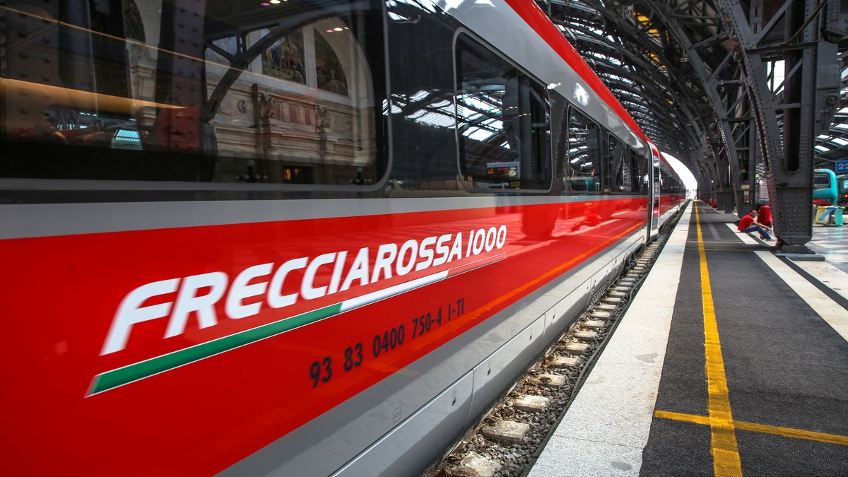 Trenitalia, dal 5 agosto arriva il biglietto digitale “flessibile” per i regionali: ecco come funziona