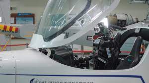 Ecco Pibot: il robot umanoide, in grado di pilotare un aereo in sicurezza