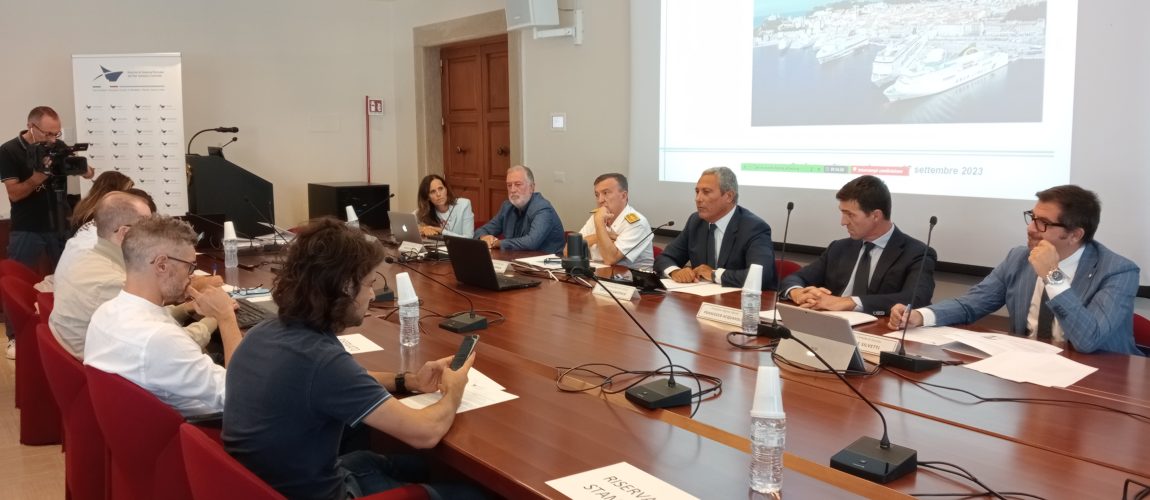 Porto di Ancona: è in via di pubblicazione il bando per l’ elettrificazione delle banchine