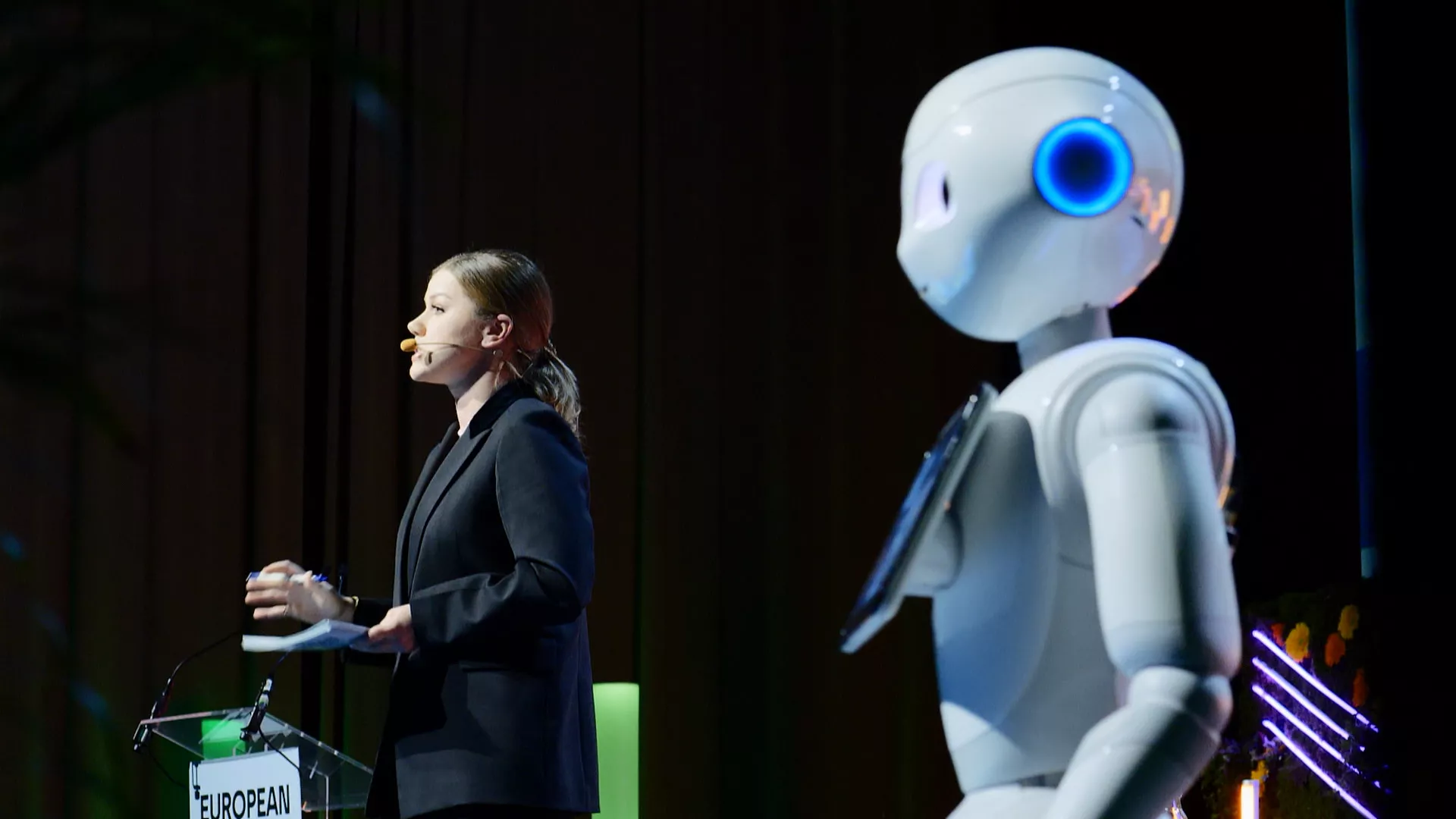 Intelligenza artificiale: in che modo sta ridisegnando il mondo del lavoro?