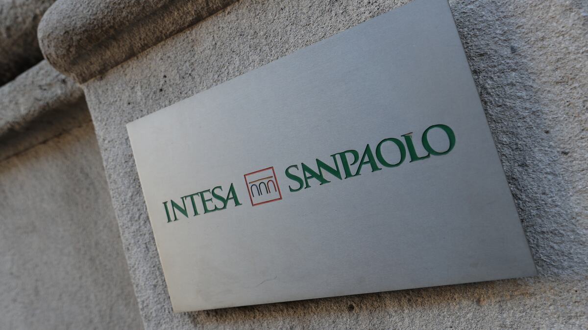 Sostenibilità, Intesa Sanpaolo sostiene Wiit: 10 milioni di euro con garanzia green di Sace