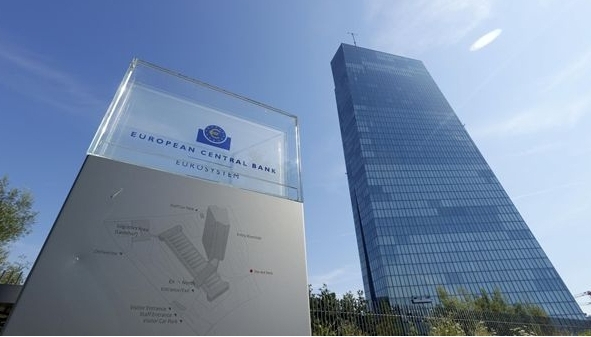 BCE, rivedere norme su fondi che investono in corporate bond per salvaguardare stabilità finanziaria
